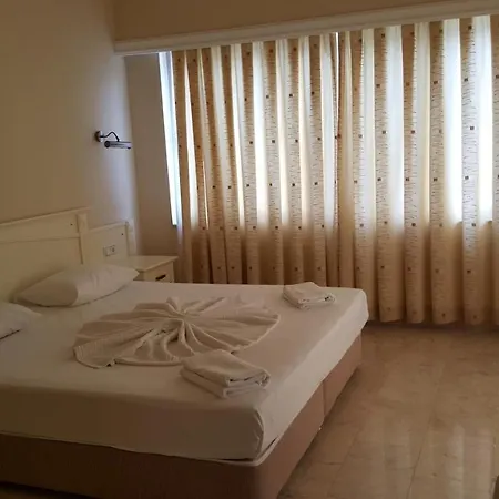 Hotel apartamentowy Goldcity 2 Bedroom 3*