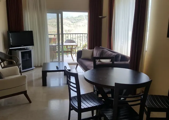 Goldcity 2 Bedroom Aparthotel Alanya