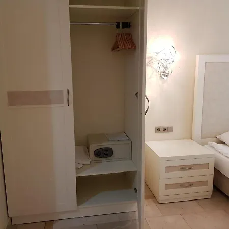 Goldcity 2 Bedroom *