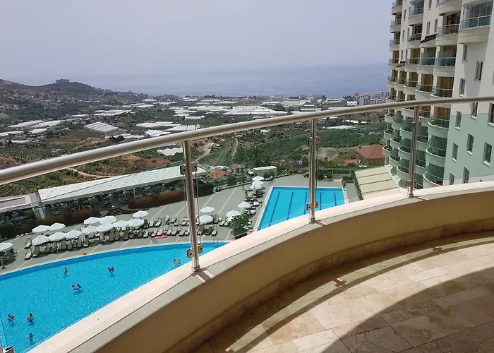 Aparthotel Goldcity 2 Bedroom 3*